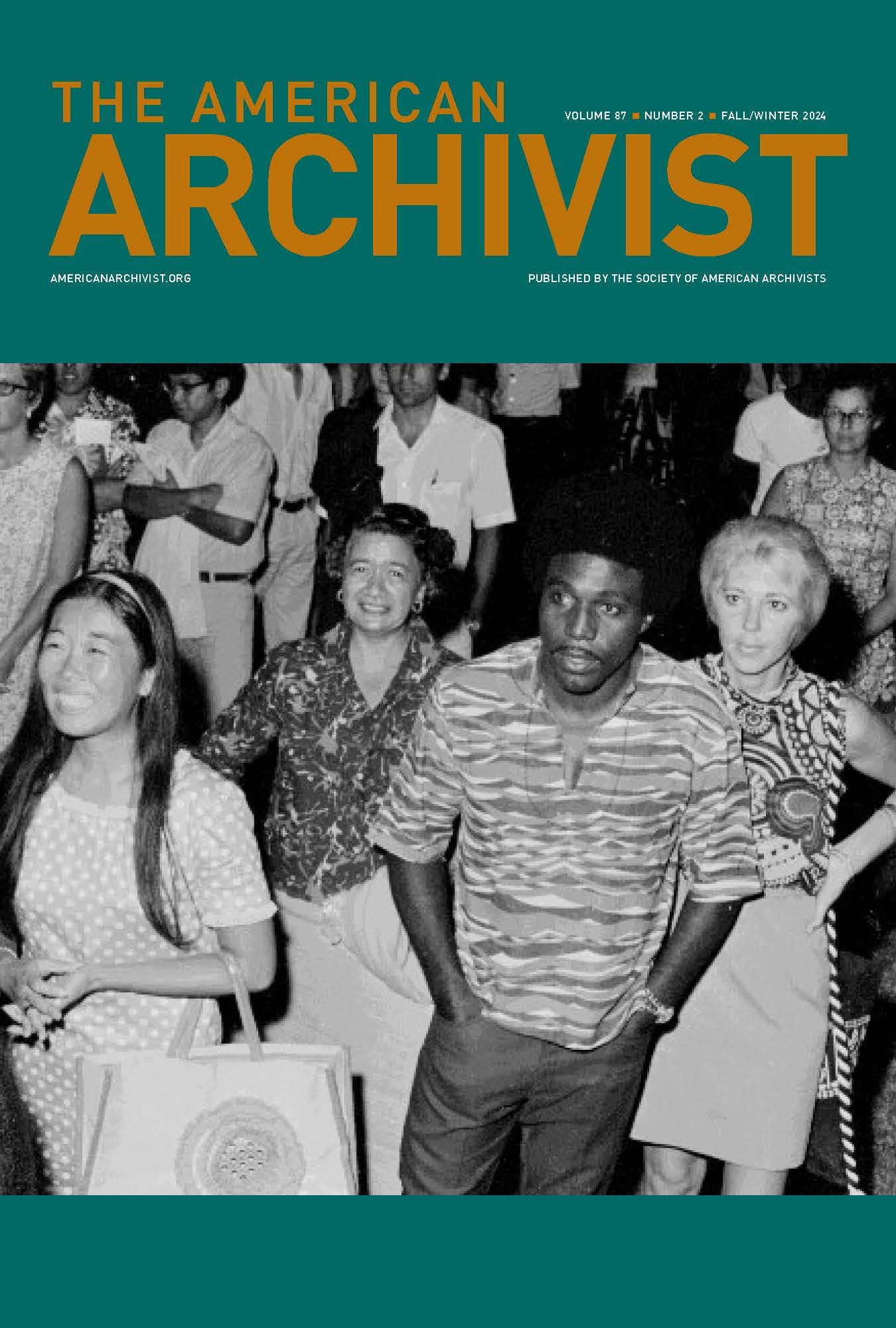 An audience listens to past Under-Secretary General of the United Nations Ralph Bunche’s presentation at the University of Hawai'i at Mānoa in 1969.